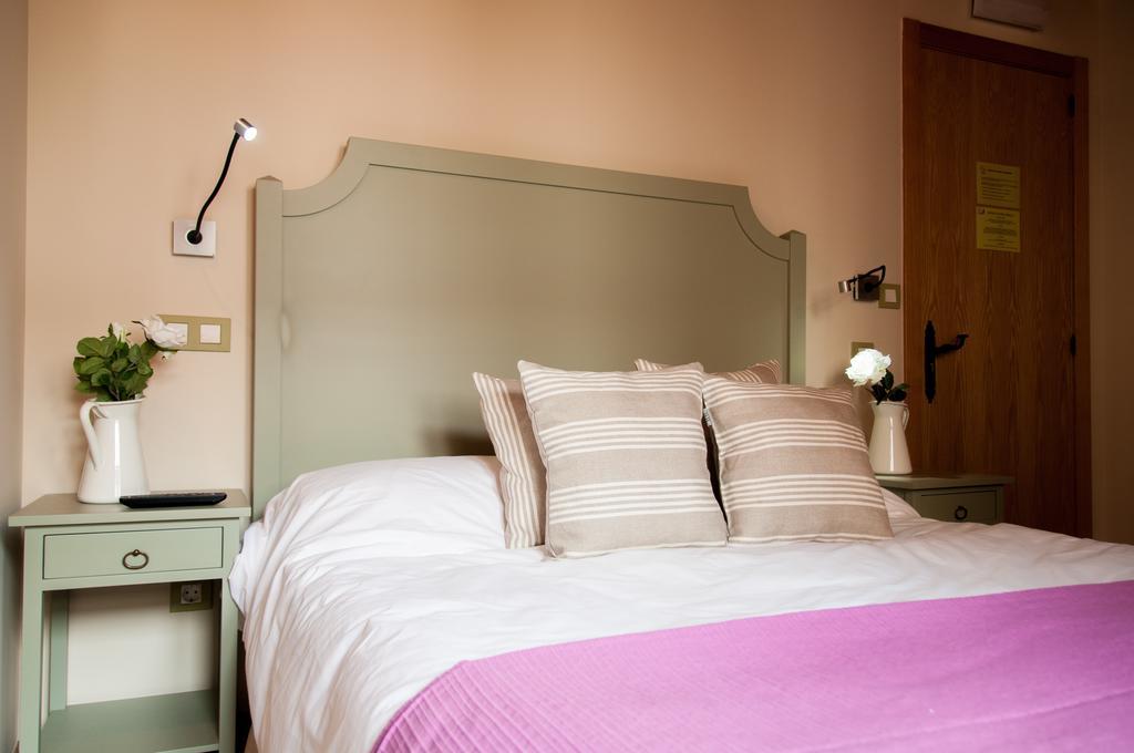 Hotel Rural Princesa Kristina Covarrubias Pokoj fotografie