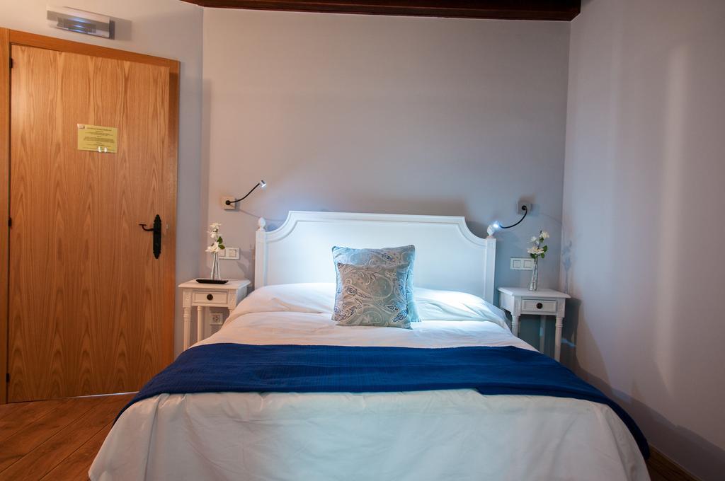 Hotel Rural Princesa Kristina Covarrubias Pokoj fotografie